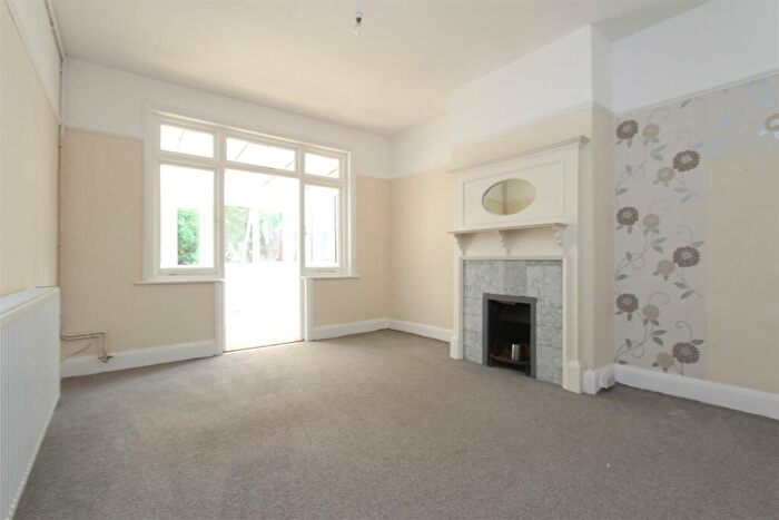 1 Bedroom Flat To Rent In Sutton Road, Maidstone, ME15