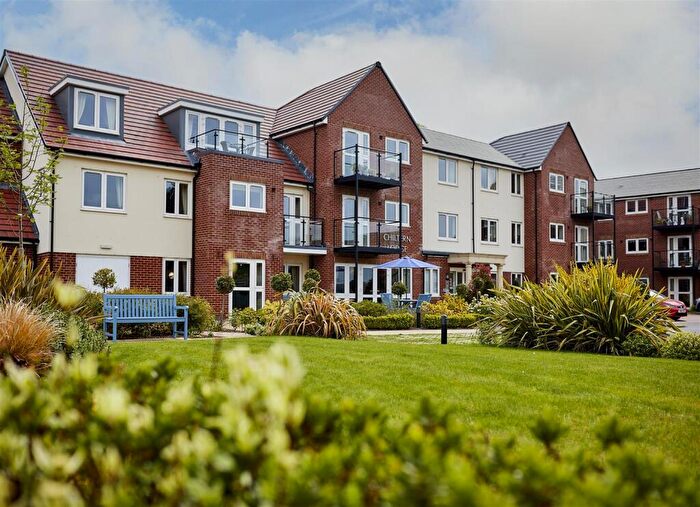 1 Bedroom Retirement Property To Rent In Chiltern Lodge, Princes Risborough, Buckinghamshire, HP27