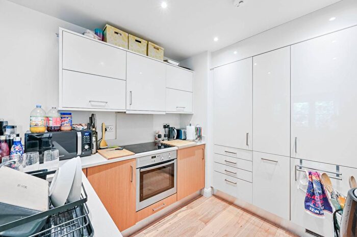 2 Bedroom Flat To Rent In Mycenae Road, Blackheath, London, SE3