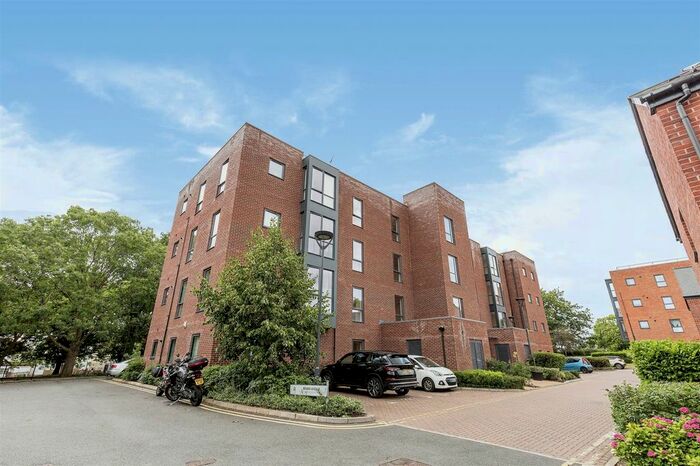 1 Bedroom Flat To Rent In Gloster House, Willoughby Avenue, Uxbridge, UB10