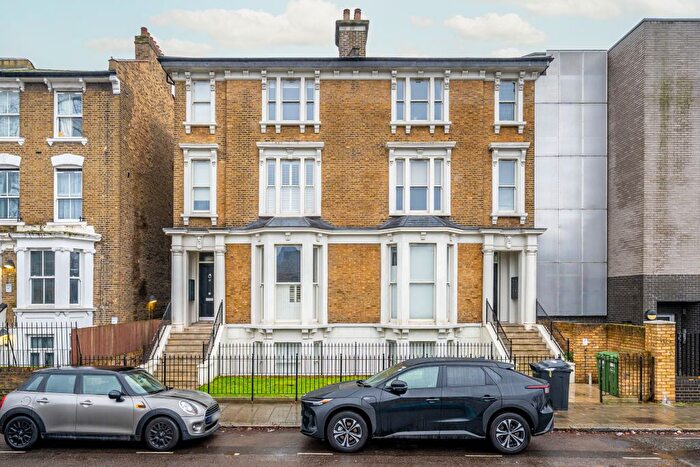 1 Bedroom Flat For Sale In Jeffreys Road, London, SW4