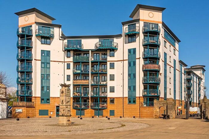 3 Bedroom Flat For Sale In Tower Place, Edinburgh, EH6