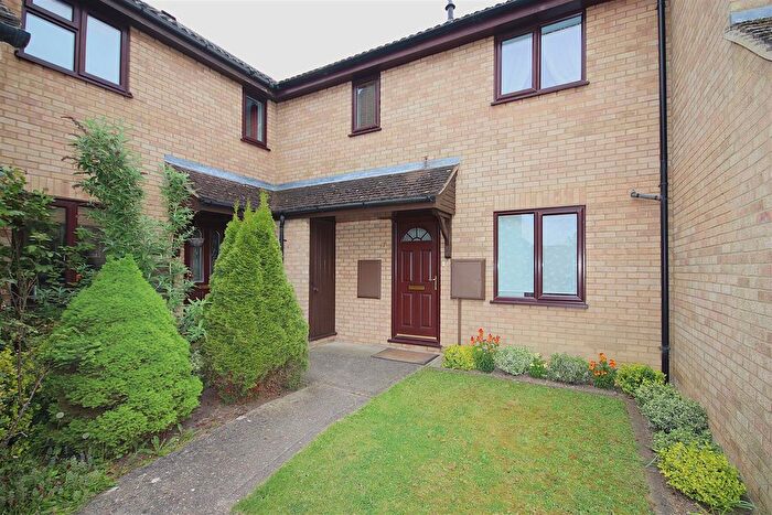 2 Bedroom Property To Rent In Whitgift Road, Teversham, CB1