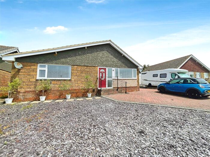 3 Bedroom Bungalow For Sale In Culver Way, Sandown, Isle Of Wight, PO36