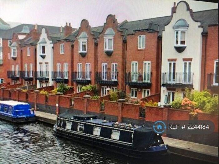 3 Bedroom Terraced House To Rent In Symphony Court, Birmingham, B16
