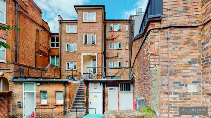 3 Bedroom Flat To Rent In Fairfield Gardens, Crouch End, London, N8