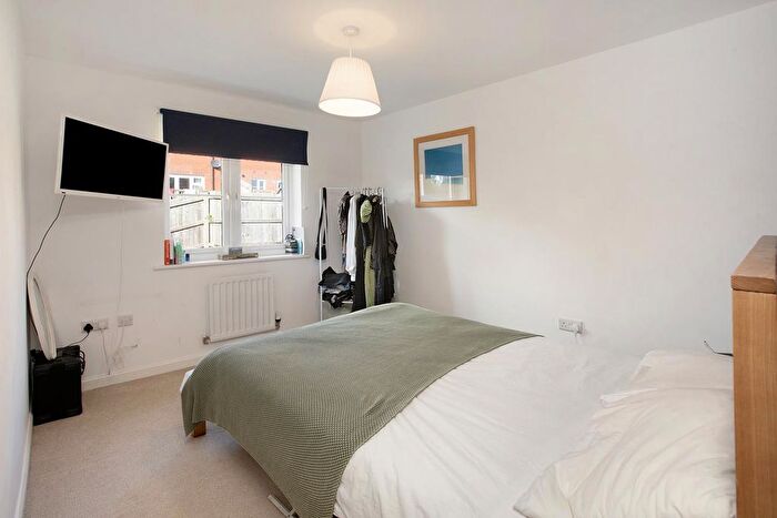 3 Bedroom End Of Terrace House For Sale In Coombe Gardens, First Avenue, Teignmouth, TQ14