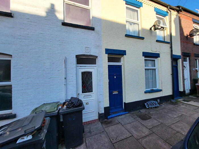 3 Bedroom Terraced House To Rent In Luton, LU1