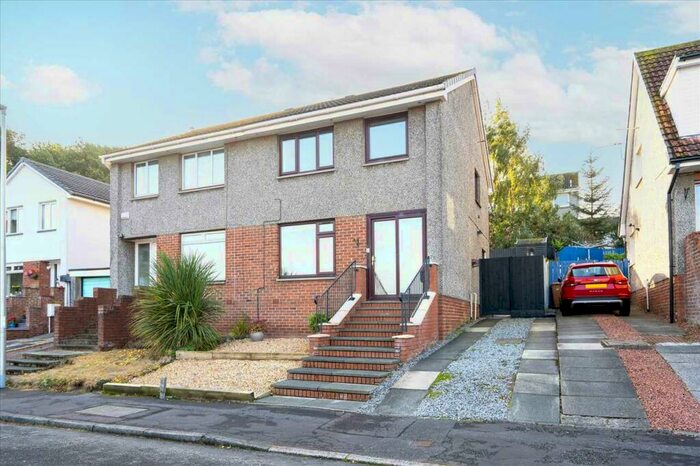 3 Bedroom Semi-Detached House To Rent In Haygate Avenue, FK2