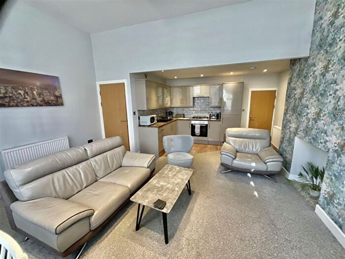 2 Bedroom Property To Rent In Prince Of Wales Terrace, Scarborough, YO11