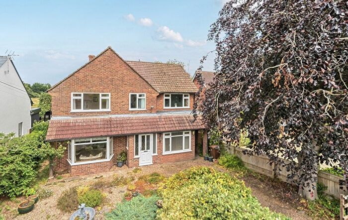 5 Bedroom Detached House For Sale In Kiln Lane, Binfield Heath, Henley-On-Thames, Oxfordshire, RG9