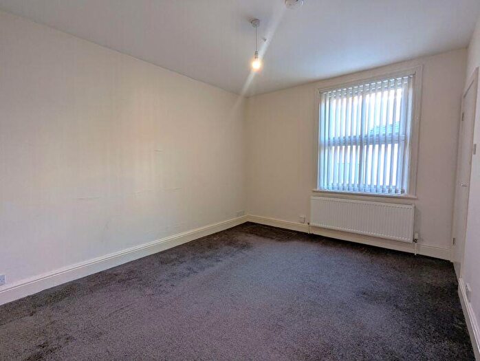 1 Bedroom Flat To Rent In King Street, Southport Centre, Merseyside, PR8