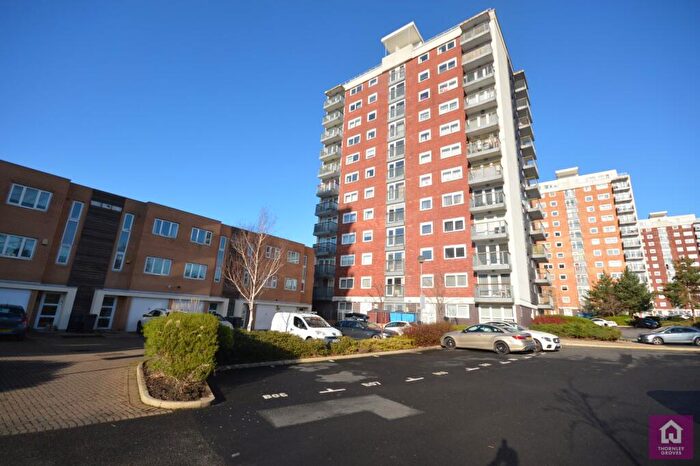 2 Bedroom Penthouse For Sale In Lakeside Rise, Manchester, Greater Manchester, M9