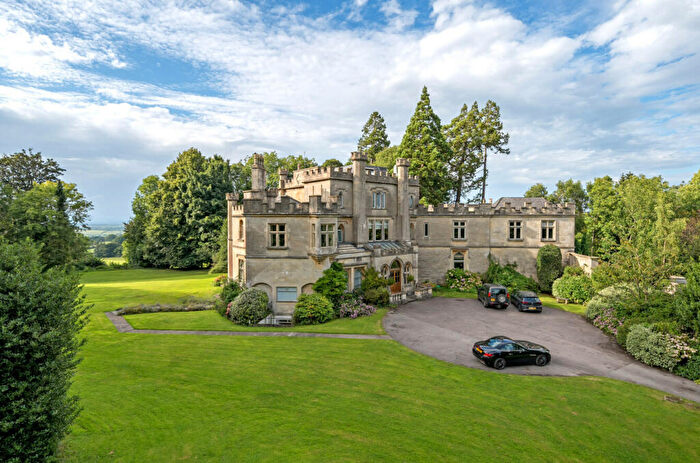 2 Bedroom Apartment For Sale In Battlefields, Lansdown, Bath, BA1