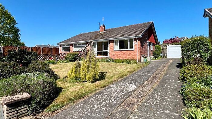 2 Bedroom Semi Detached Bungalow For Sale In Jacklins Approach, Bottesford, DN16