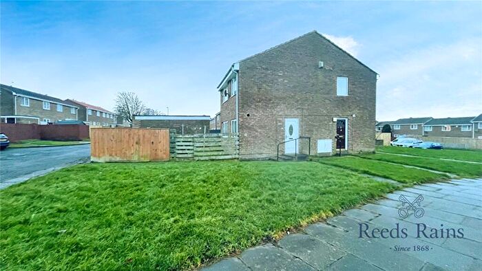 1 Bedroom Apartment For Sale In Caernarvon Close, Newcastle Upon Tyne, Tyne And Wear, NE5