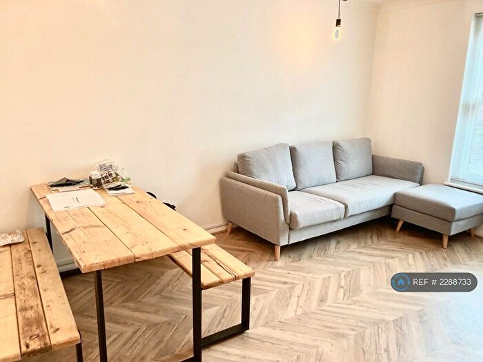 1 Bedroom Flat To Rent In Victoria Street, Bristol, BS1
