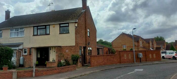 4 Bedroom Semi-Detached House To Rent In Thornleigh Dr, Orton Longueville, Peterborough, PE2