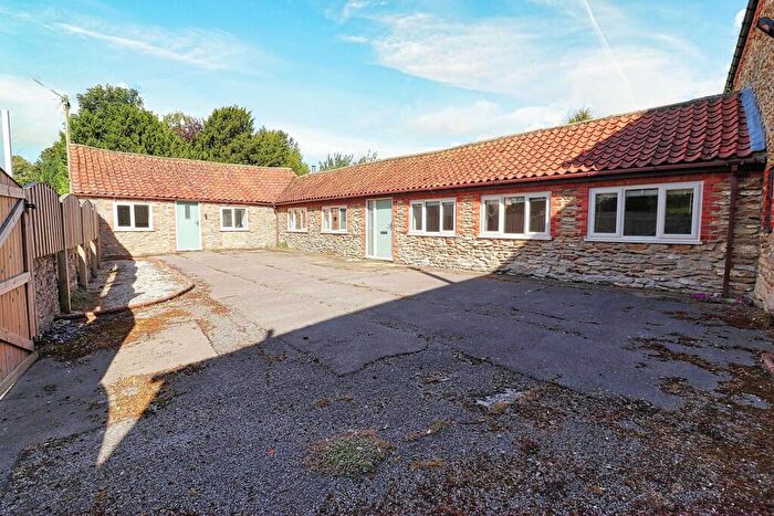 3 Bedroom Semi-Detached House For Sale In Fen Road, Owmby-by-spital, LN8