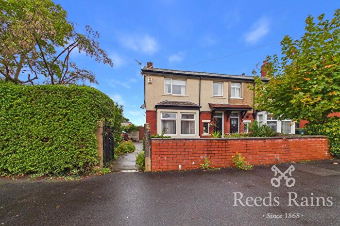 4 Bedroom Semi-Detached House For Sale In Highfield Road South, Chorley, Lancashire, PR7