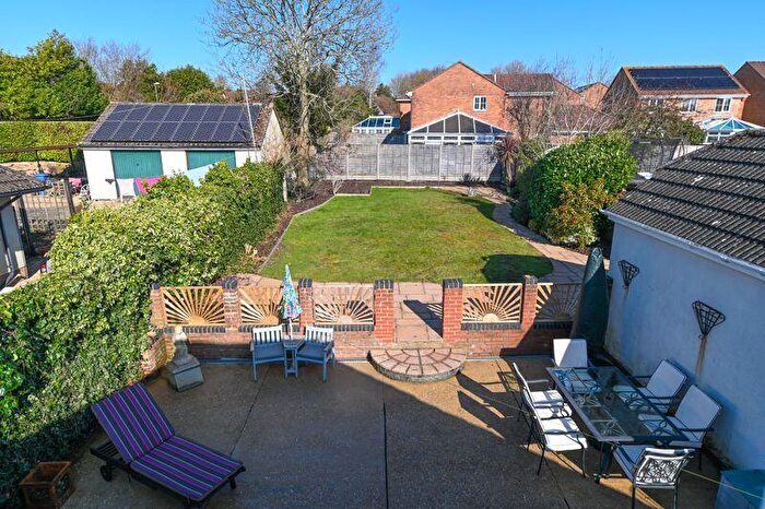 4 Bedroom Detached Bungalow For Sale In Victory Avenue, Horndean, PO8