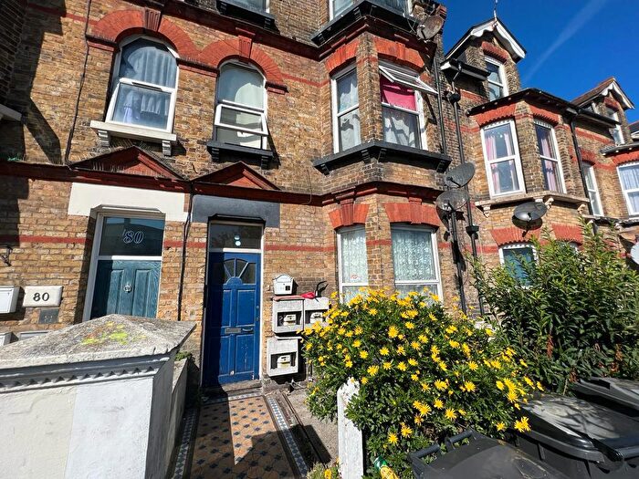 2 Bedroom Flat To Rent In Sweyn Road, Margate, CT9