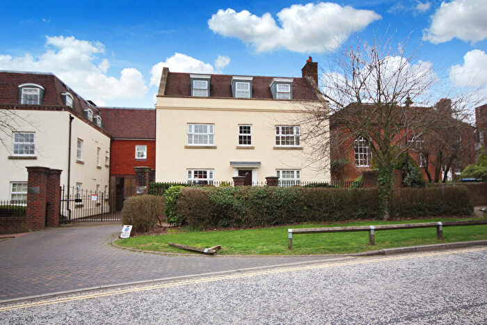 2 Bedroom Apartment To Rent In Mitre Court, Worthing Road, Horsham, RH12