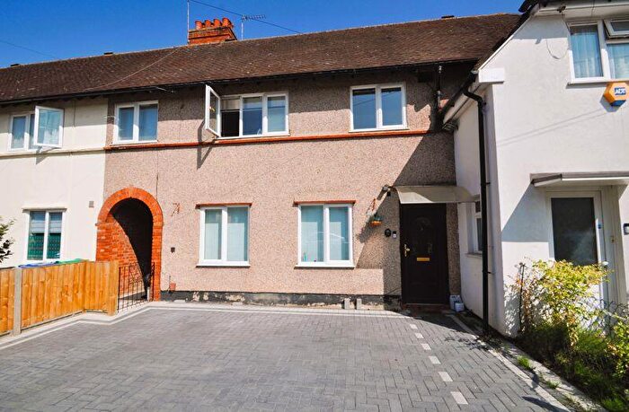 3 Bedroom Terraced House To Rent In Mount Pleasant Road, New Malden, KT3