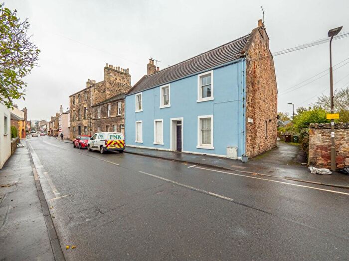 1 Bedroom Flat For Sale In B Sidegate, Haddington, East Lothian, EH41