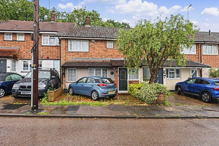3 Bedroom Terraced House For Sale In Acorn Road, Hemel Hempstead, HP3