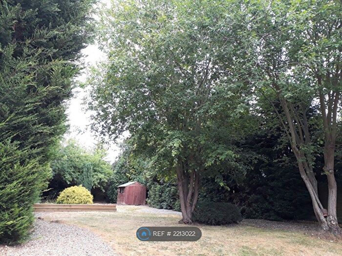 3 Bedroom Detached House To Rent In Farm Way, Northwood, HA6