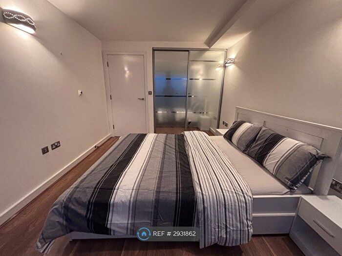 1 Bedroom Flat To Rent In High Street, Slough, SL1