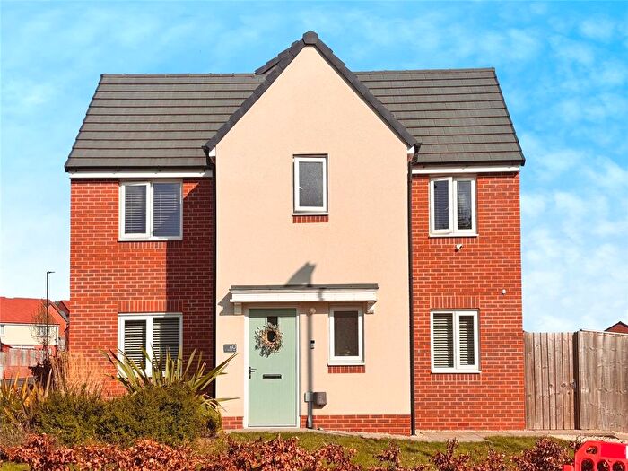 3 Bedroom Semi-Detached House For Sale In Country Way, Woodlands, Doncaster, South Yorkshire, DN6