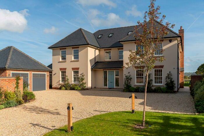 6 Bedroom Detached House For Sale In Bledlow, HP27