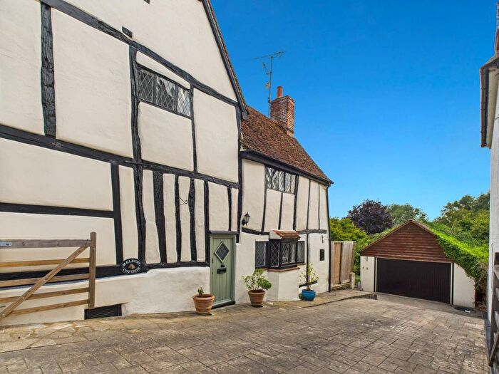 4 Bedroom Detached House For Sale In High Street, Whitchurch, HP22