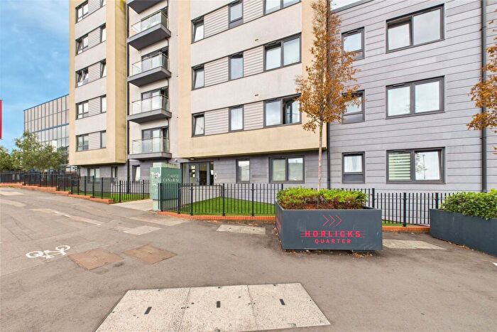 Studio To Rent In Stoke Road, Slough, Berkshire, SL2