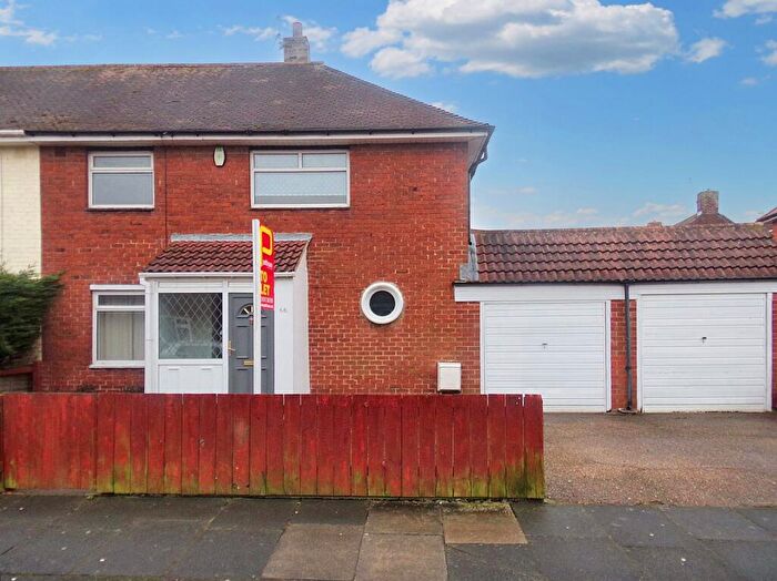 3 Bedroom Semi Detached House To Rent In Weardale Avenue, Cowpen, Blyth, Northumberland, NE24