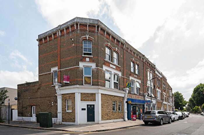 1 Bedroom Flat To Rent In Clarence Road, , Clapton, London, E5