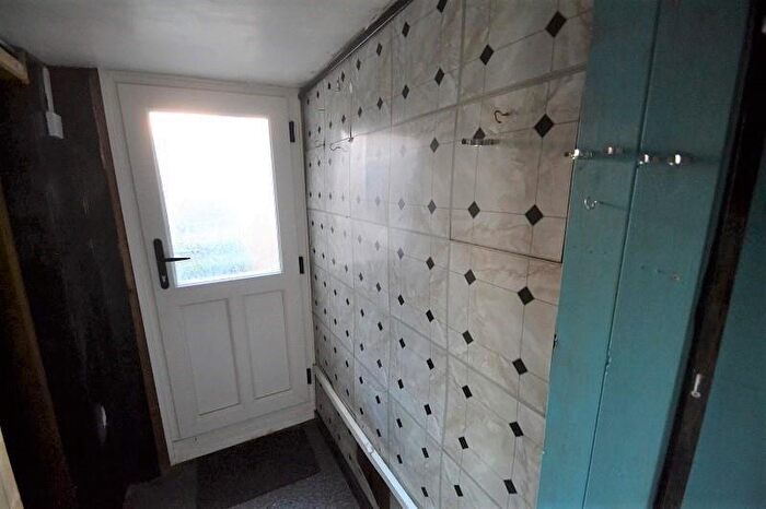 3 Bedroom Flat For Sale In Orchard House, Old North Rd, Royston, SG8