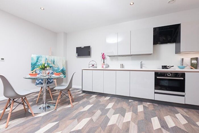 1 Bedroom Apartment To Rent In Granby Row, Manchester, Greater Manchester, M1