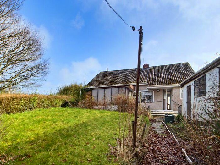 2 Bedroom Bungalow For Sale In Shaftesbury Bungalow, Pentopyn Road, Ponthir, Newport, ., NP18