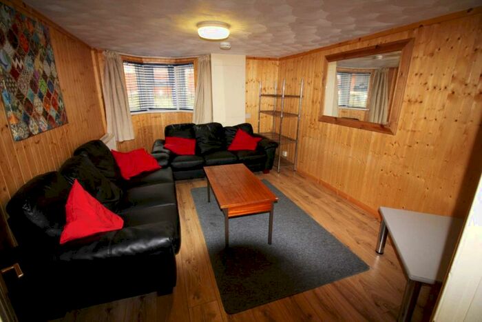 5 Bedroom Terraced House To Rent In Amity Road, Reading, RG1