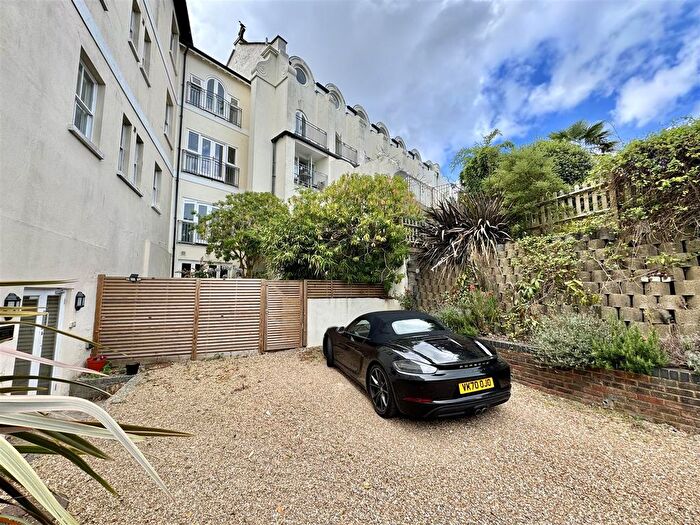 4 Bedroom Terraced House For Sale In Old London Road, Old Town, Hastings, TN35