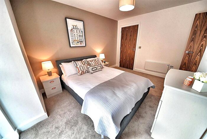 2 Bedroom Apartment To Rent In Ordsall Lane, Salford, Greater Manchester, M5