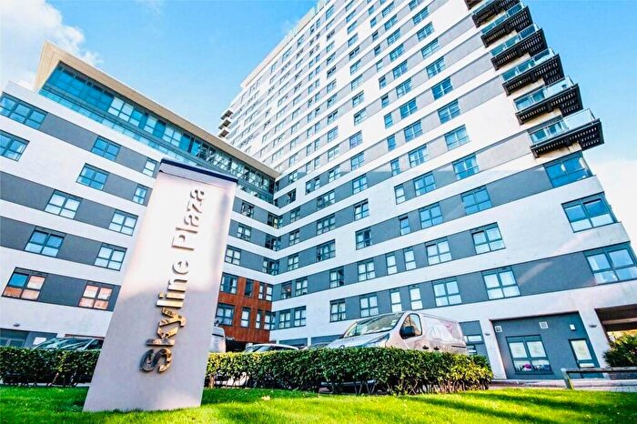 Studio To Rent In Alencon Link, Basingstoke, Hampshire, RG21