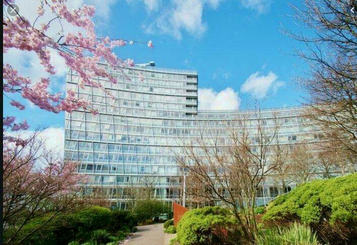 2 Bedroom Flat To Rent In One Park West, Strand Street, Liverpool, L1