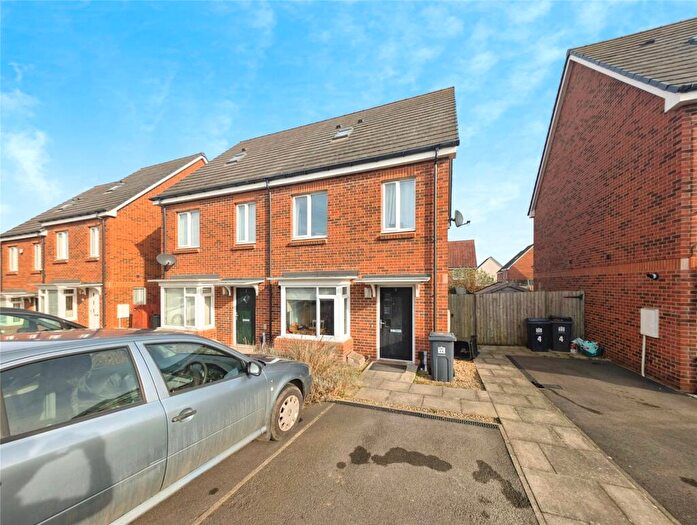 3 Bedroom Semi-Detached House To Rent In Poppy Close, Darlington, County Durham, DL1