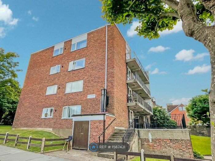 1 Bedroom Flat To Rent In Rowland Court, Croydon, CR0