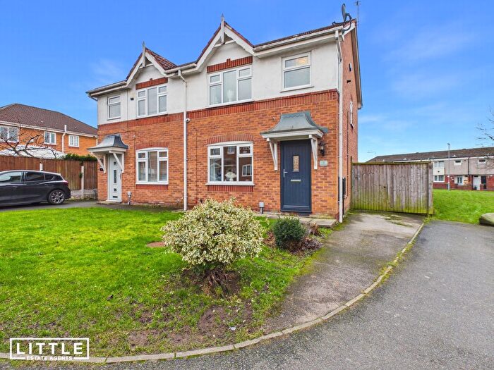 3 Bedroom Semi Detached House For Sale In Linwood Grove, Whiston, L35