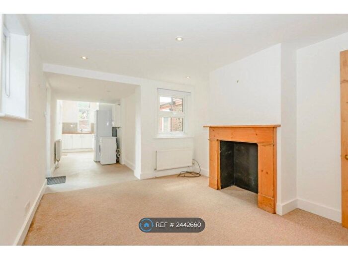 2 Bedroom End Of Terrace House To Rent In Avenue Row, Elstead, GU8